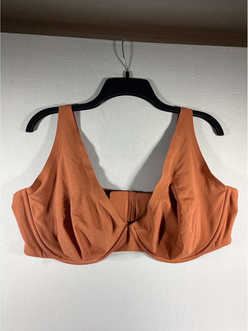 SKIMS Women's Underwire Bra in Rust Size 46D NWOT